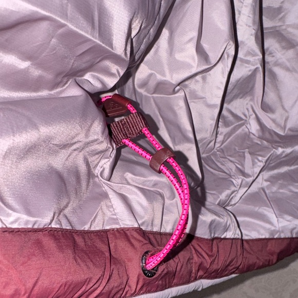 Nike ACG Maroon Puffer Jacket - Picture 13 of 15